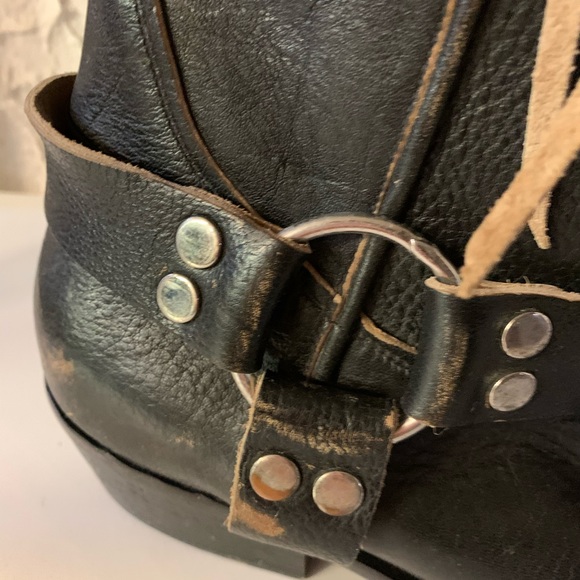 Balenciaga Santiago Distressed Leather - Picture 6 of 16